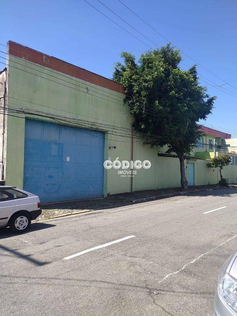 Depósito-Galpão-Armazém para alugar, 1100m² - Foto 2