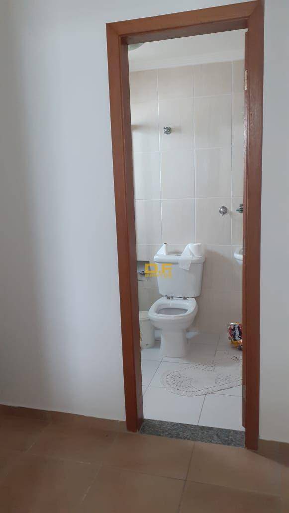 Apartamento à venda com 3 quartos, 164m² - Foto 29