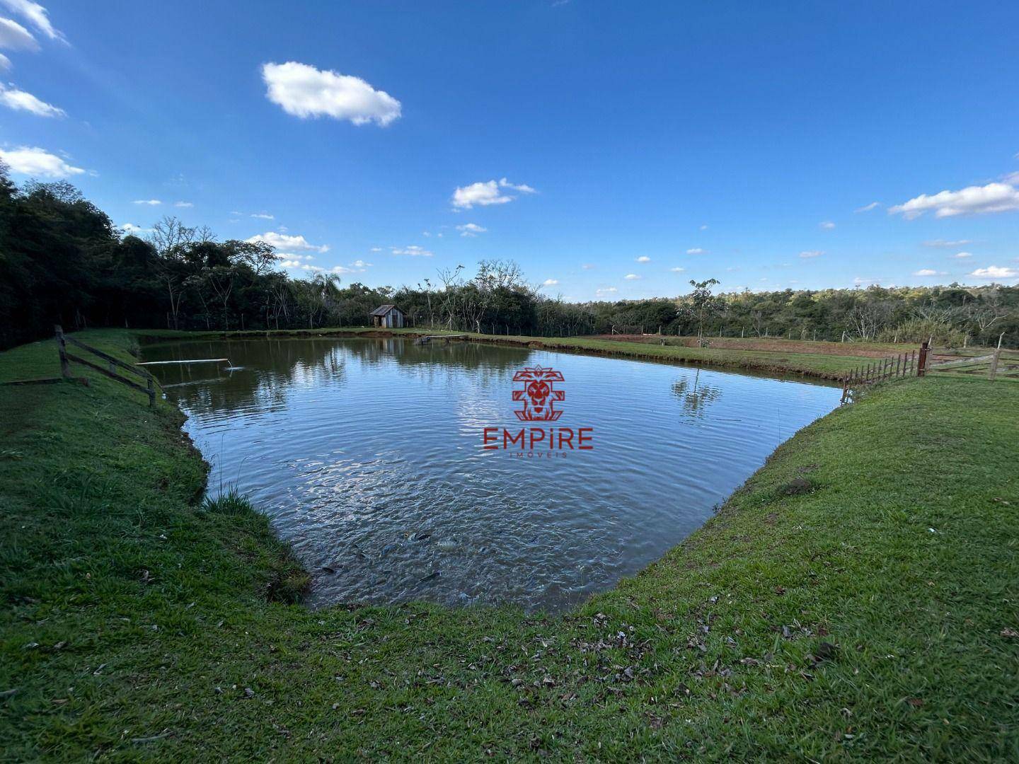 Sítio, 2 quartos, 2 hectares - Foto 1