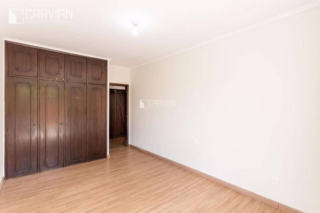 Casa à venda com 2 quartos, 378m² - Foto 37