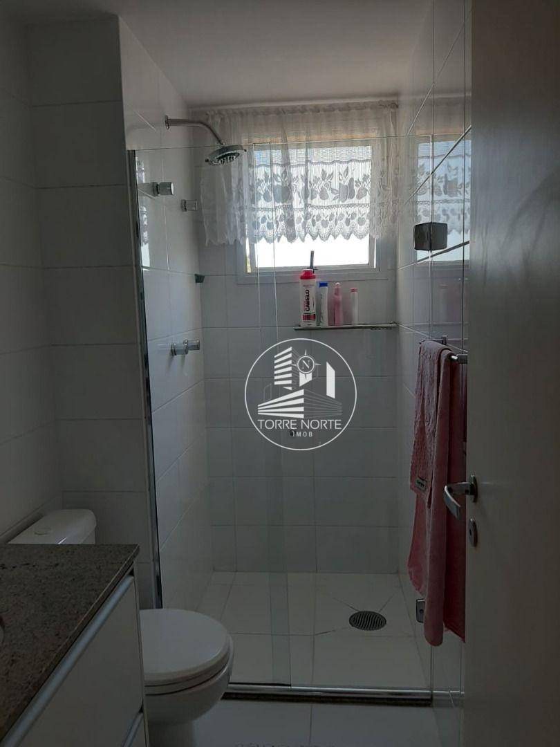 Apartamento à venda com 4 quartos, 143m² - Foto 18