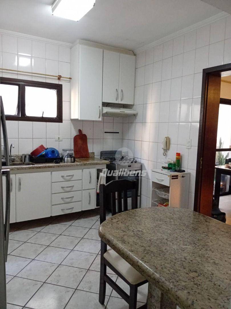 Apartamento à venda com 3 quartos, 104m² - Foto 4