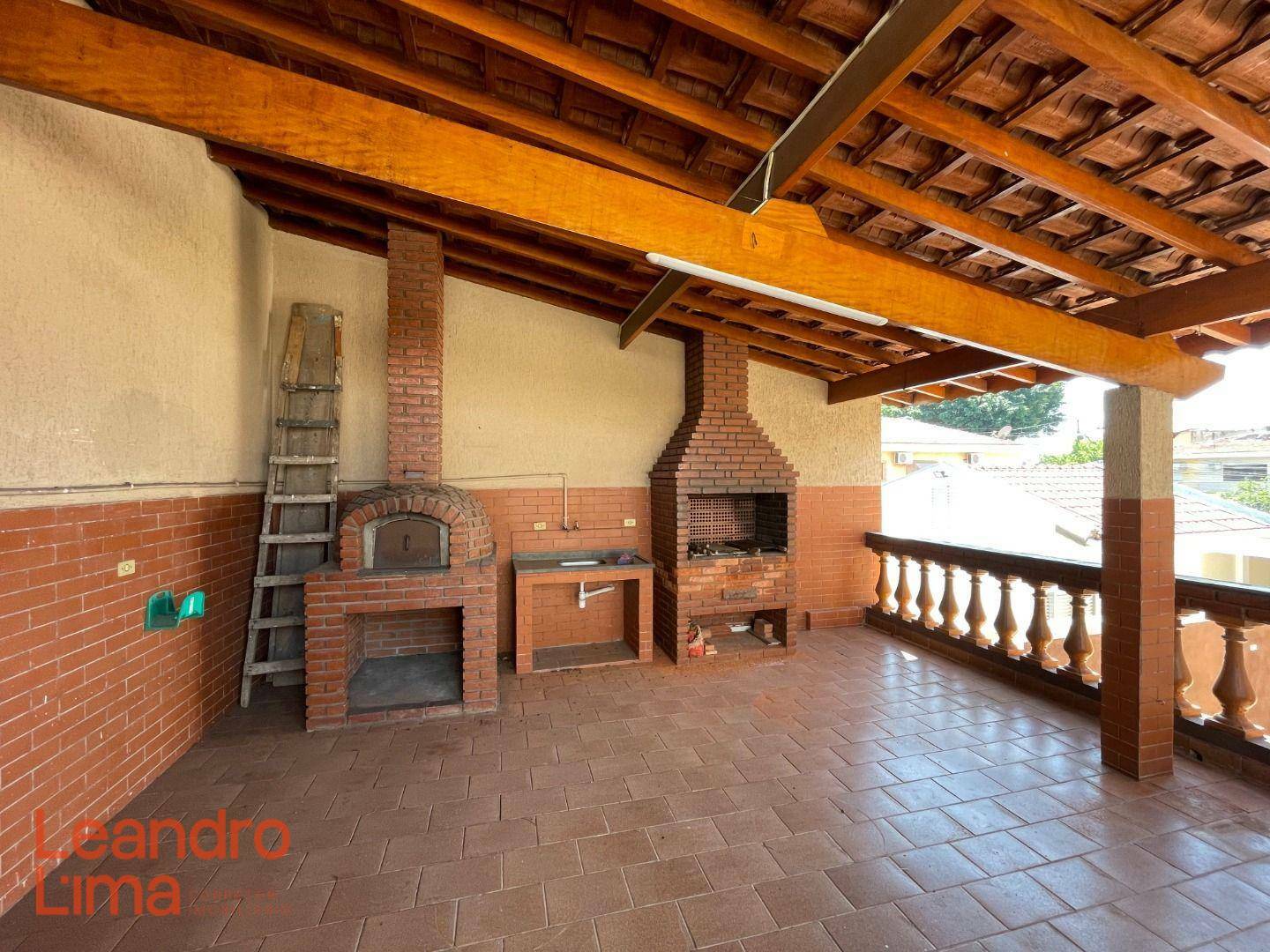 Casa à venda com 4 quartos, 350m² - Foto 39