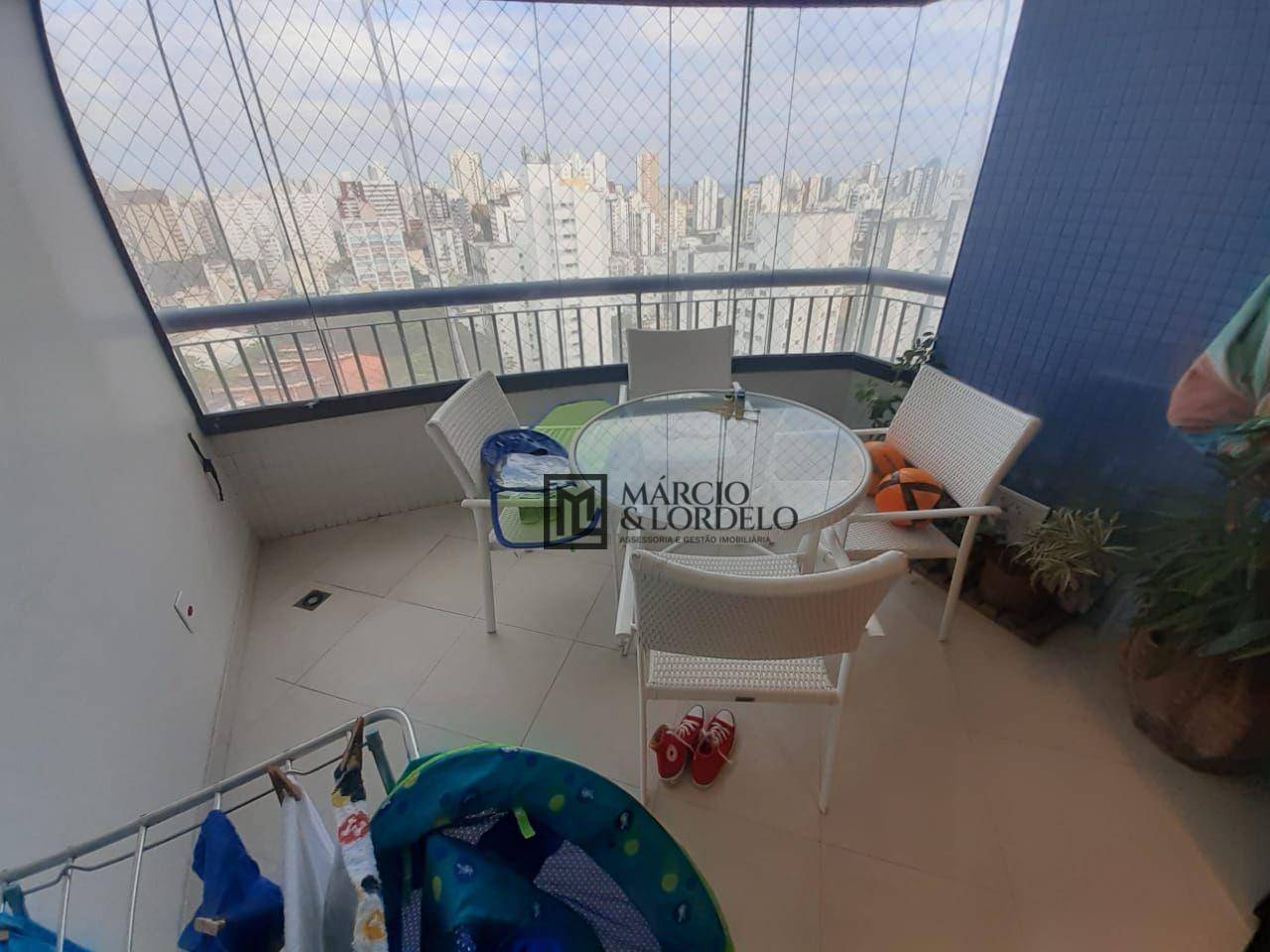 Apartamento à venda com 3 quartos, 115m² - Foto 2