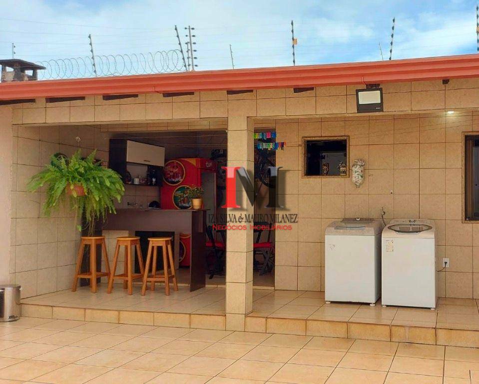 Casa à venda com 3 quartos, 209m² - Foto 28