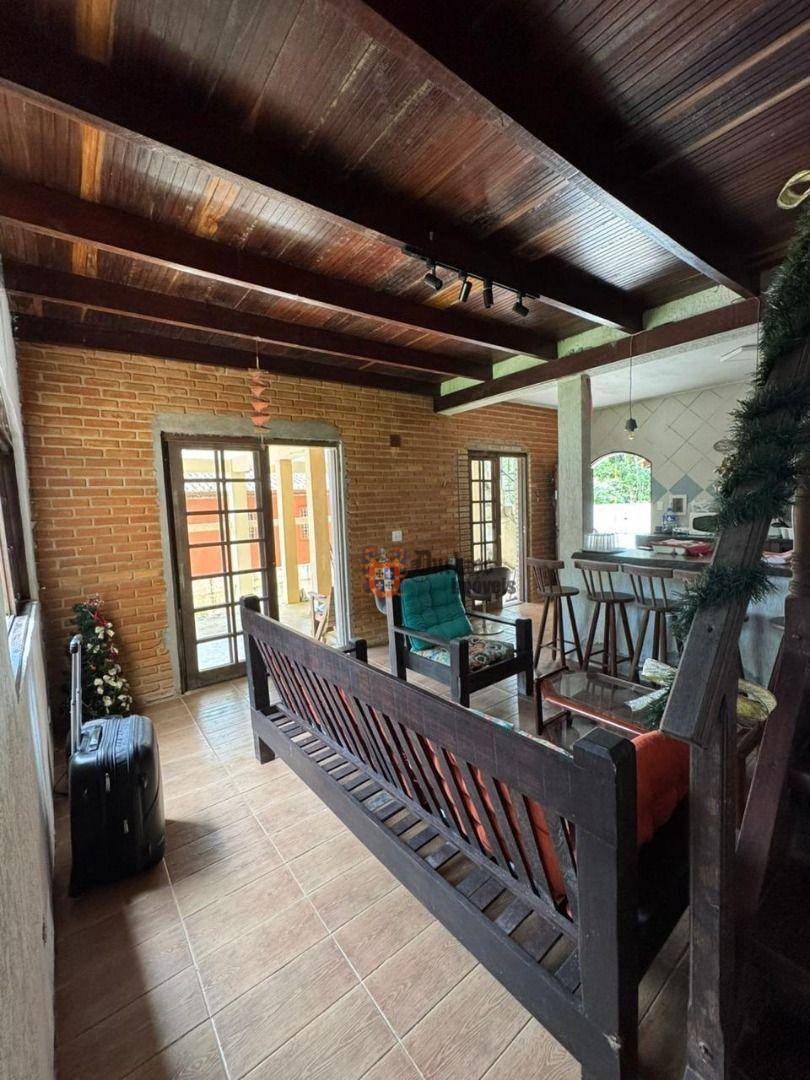 Casa, 5 quartos, 200 m² - Foto 3