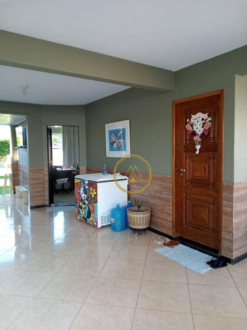 Casa à venda e aluguel com 4 quartos, 200m² - Foto 6