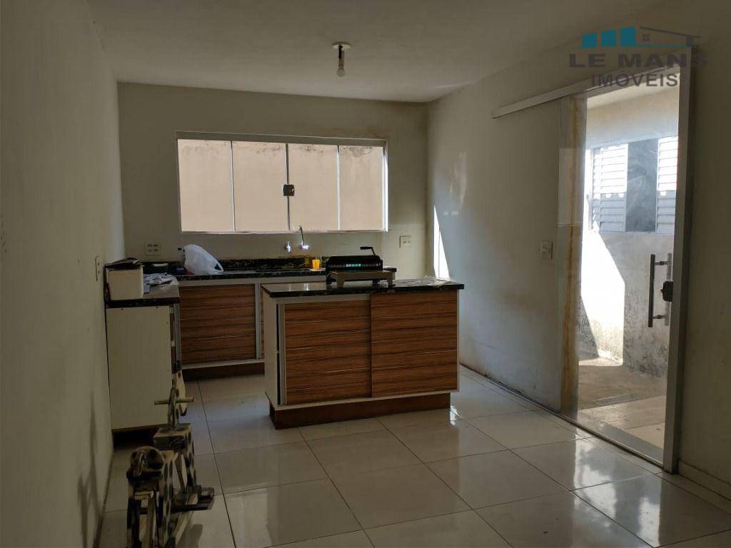 Casa à venda com 3 quartos, 139m² - Foto 7