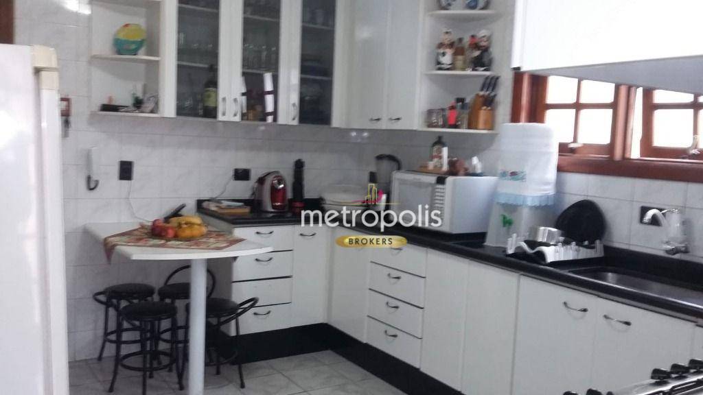 Sobrado à venda com 3 quartos, 220m² - Foto 6