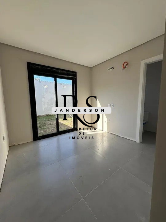 Casa à venda com 3 quartos, 100m² - Foto 4