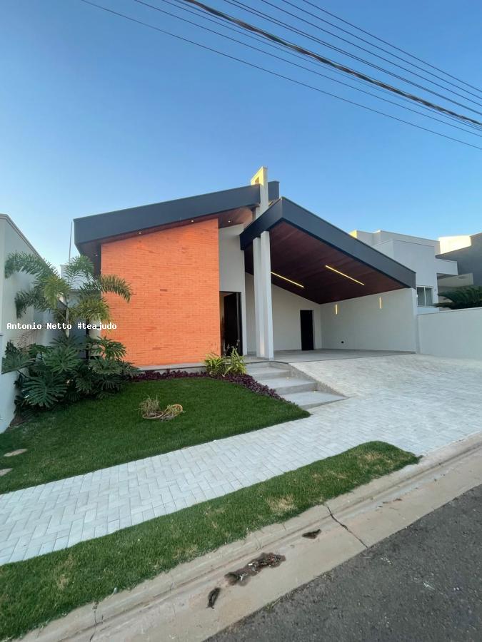 Casa de Condomínio à venda com 3 quartos, 260m² - Foto 3