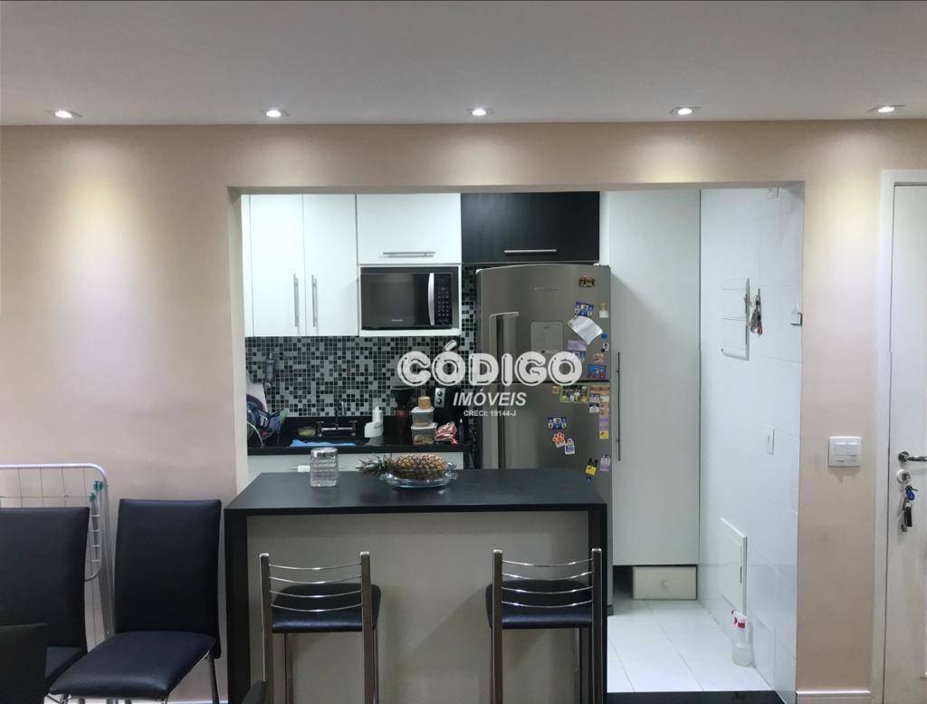 Apartamento à venda com 2 quartos, 70m² - Foto 13