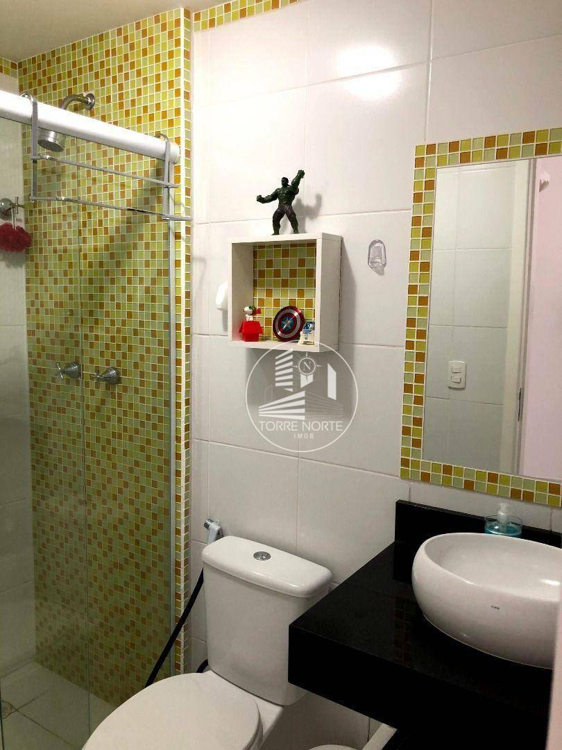 Apartamento à venda com 2 quartos, 60m² - Foto 27