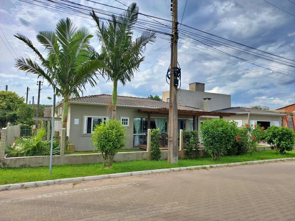 Casa à venda com 3 quartos, 110m² - Foto 2