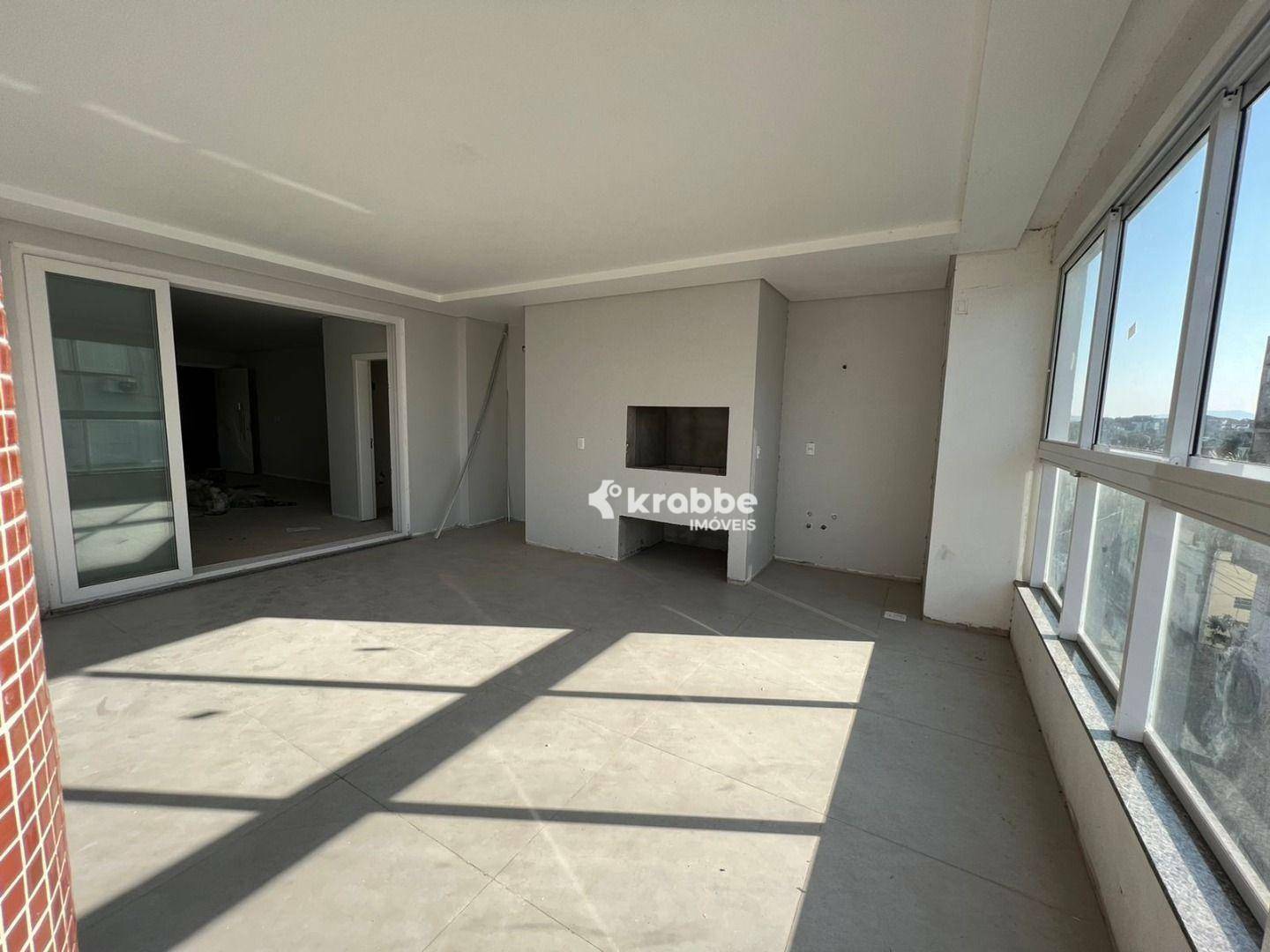 Apartamento à venda com 3 quartos, 235m² - Foto 2