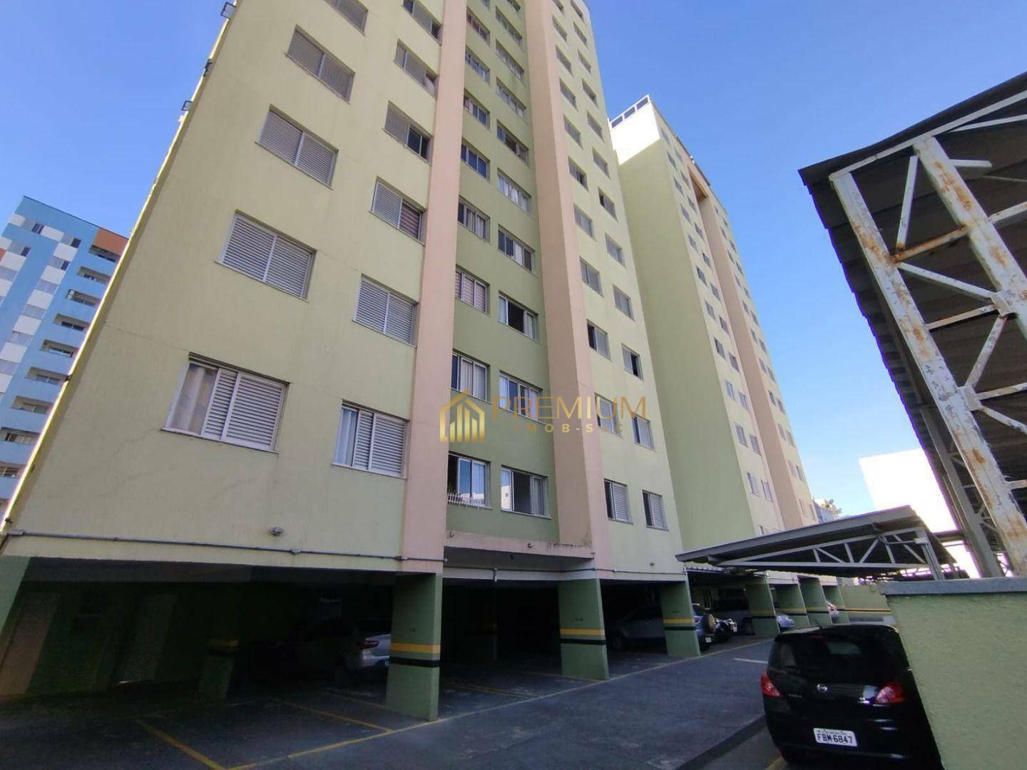 Apartamento à venda com 3 quartos, 78m² - Foto 1