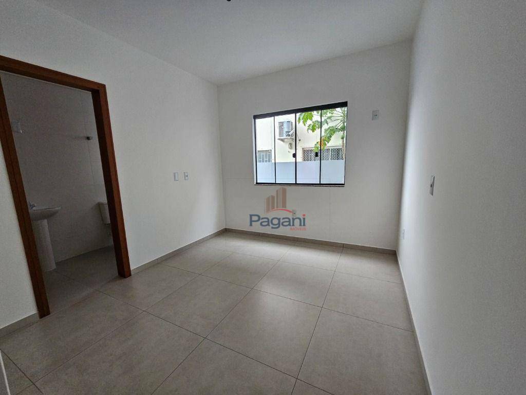 Apartamento à venda com 2 quartos, 60m² - Foto 9