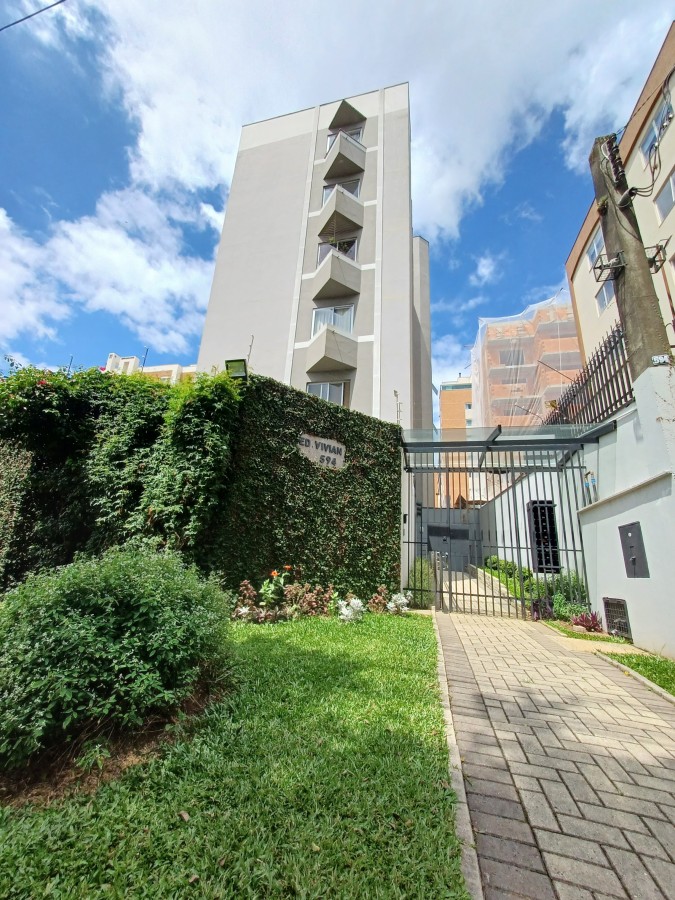 Apartamento para alugar com 3 quartos, 96m² - Foto 2