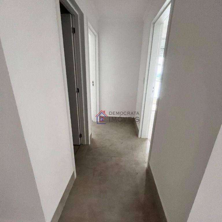 Apartamento à venda com 2 quartos, 67m² - Foto 7