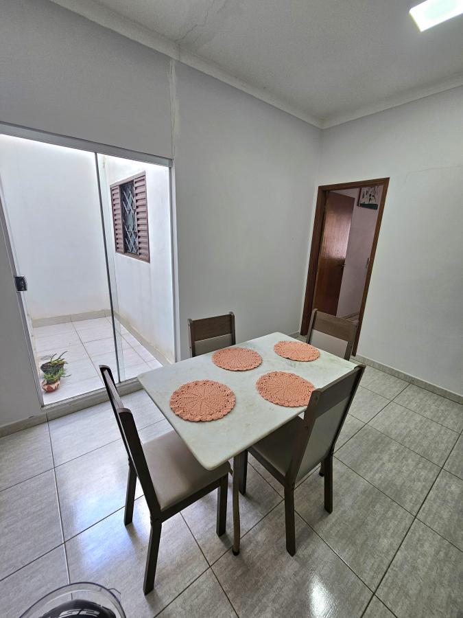 Casa à venda com 4 quartos, 250m² - Foto 10