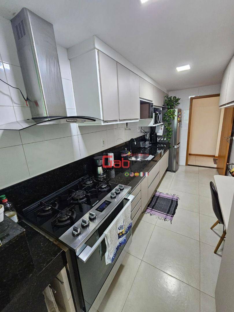 Apartamento à venda com 3 quartos, 153m² - Foto 5