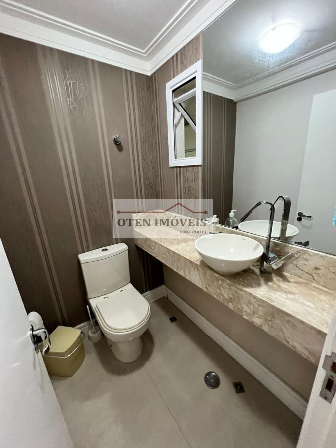 Apartamento à venda com 3 quartos, 156m² - Foto 4