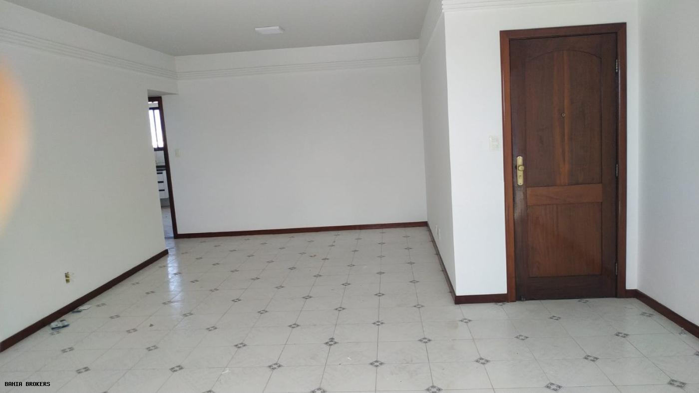 Apartamento à venda com 3 quartos, 128m² - Foto 3