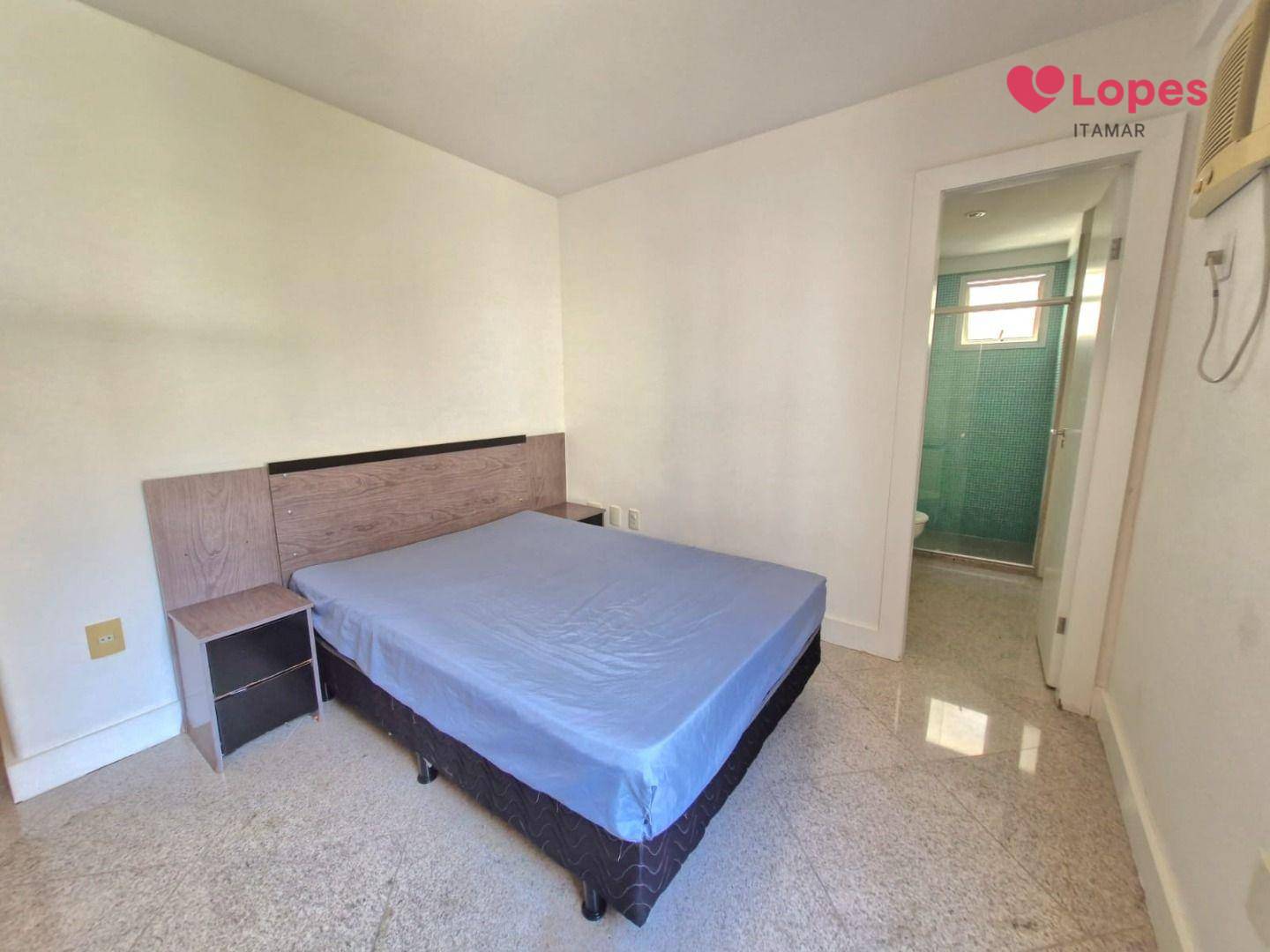 Apartamento para alugar com 4 quartos, 204m² - Foto 15