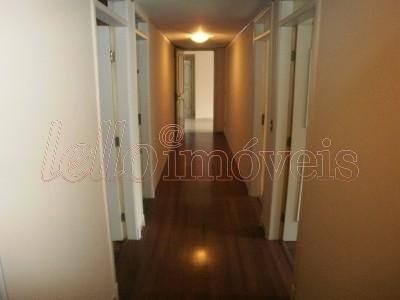 Apartamento para alugar com 4 quartos, 300m² - Foto 4