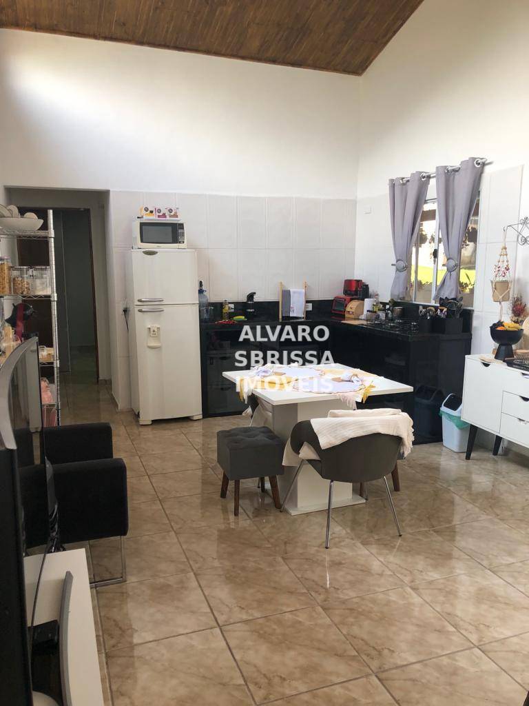 Chácara à venda com 2 quartos, 190m² - Foto 11