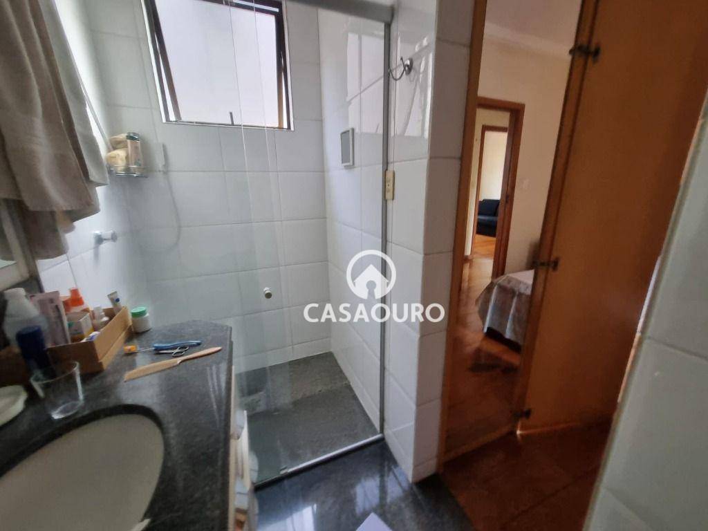 Apartamento à venda com 3 quartos, 77m² - Foto 10