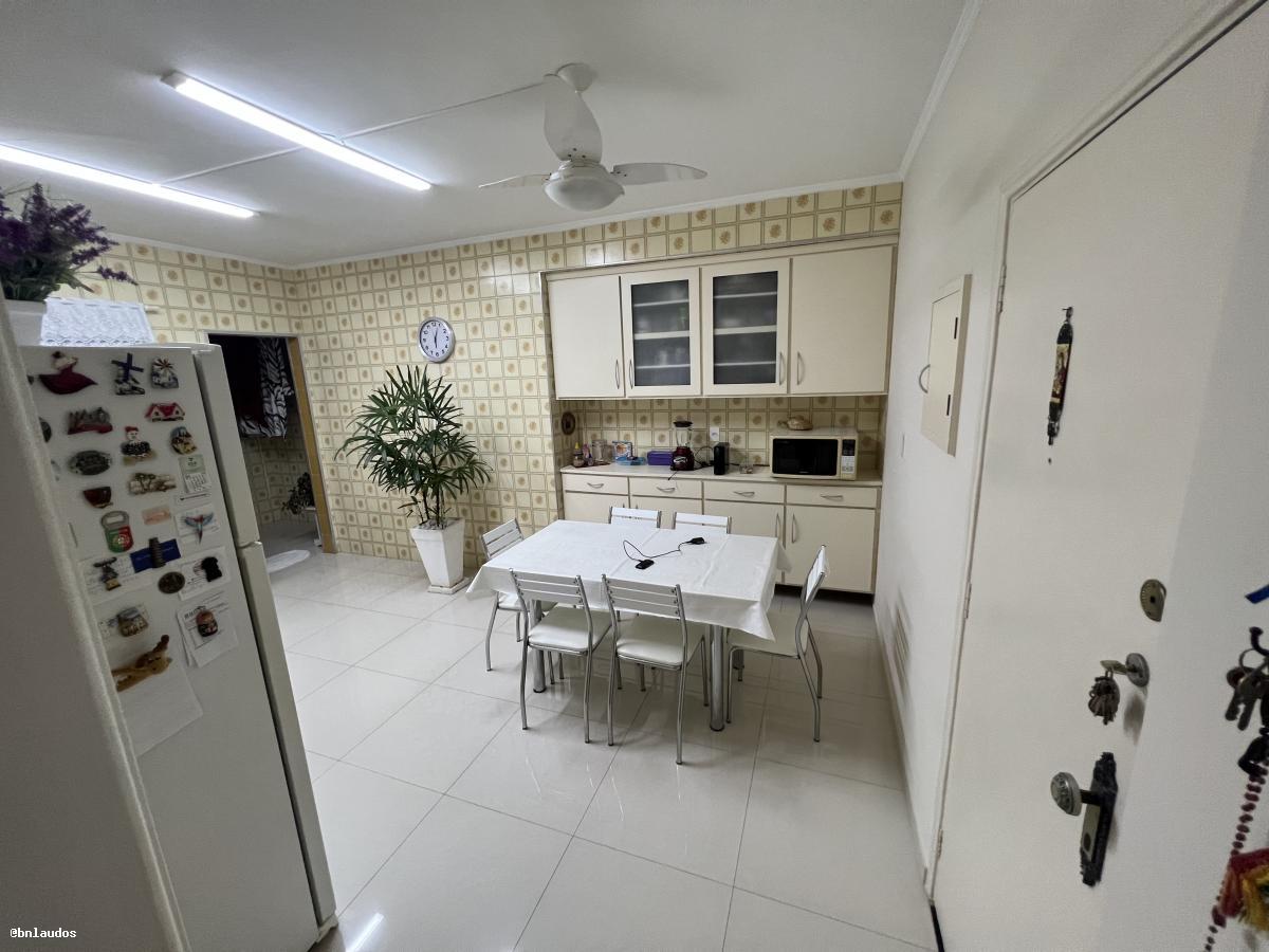 Apartamento à venda com 3 quartos, 138m² - Foto 16