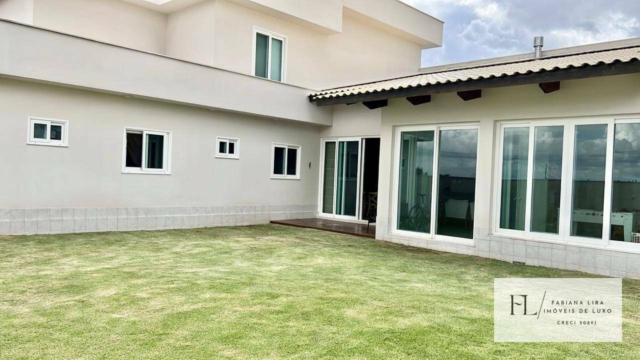 Casa de Condomínio à venda com 4 quartos, 490m² - Foto 4