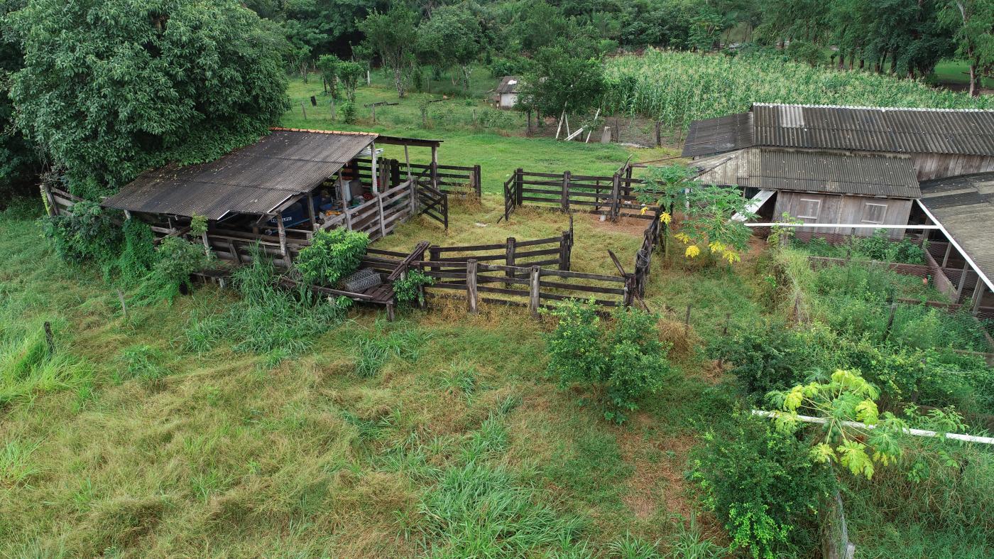 Chácara à venda com 3 quartos, 42m² - Foto 6