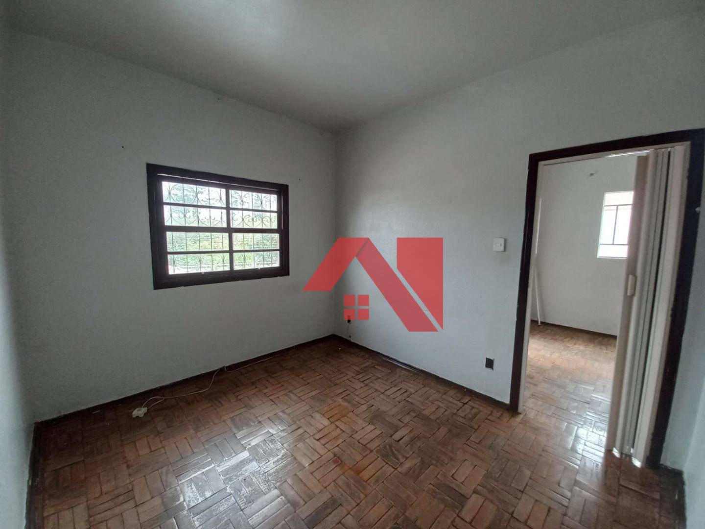 Casa à venda com 3 quartos, 180m² - Foto 10