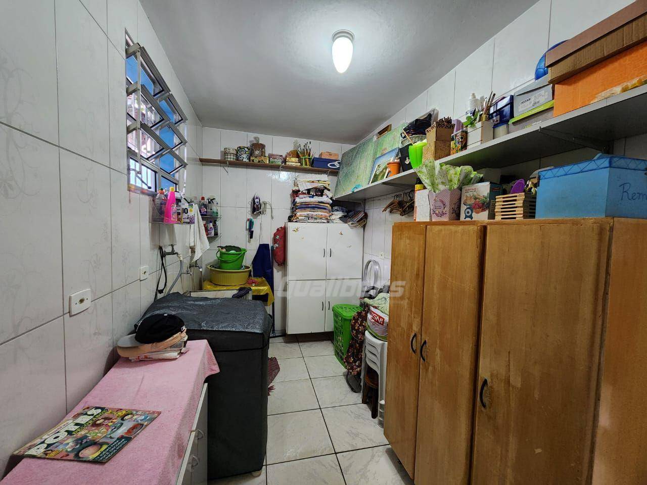 Casa à venda com 3 quartos, 198m² - Foto 25