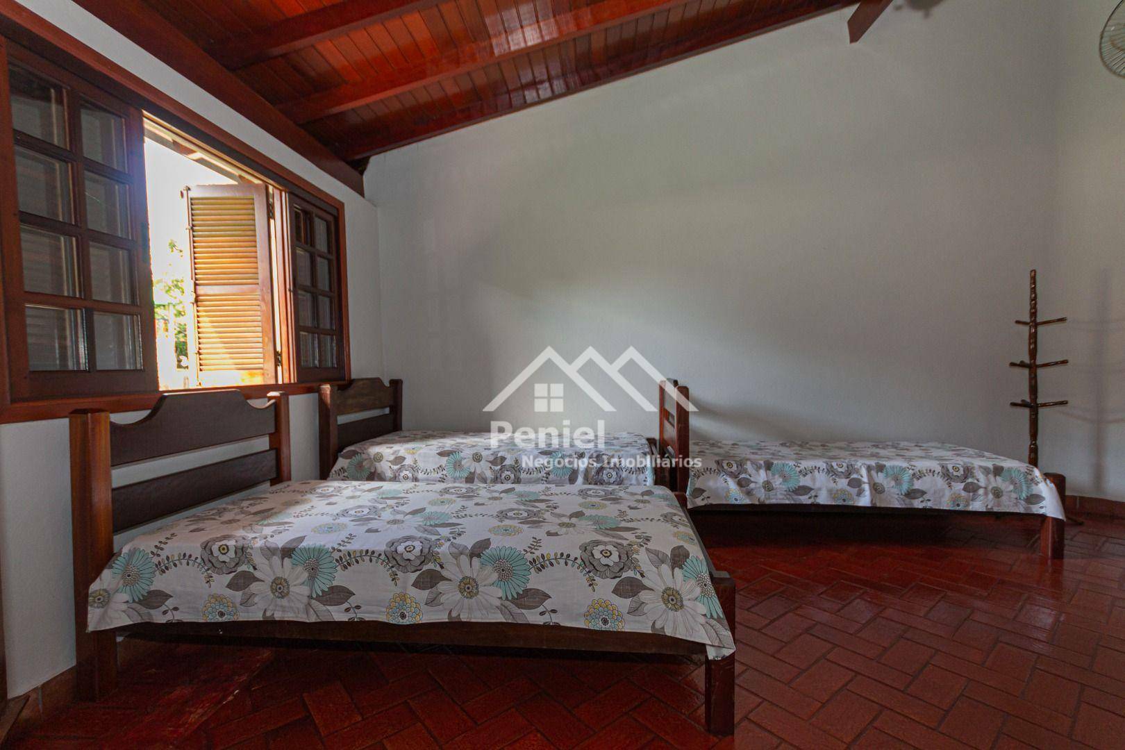 Chácara à venda com 5 quartos, 600m² - Foto 41