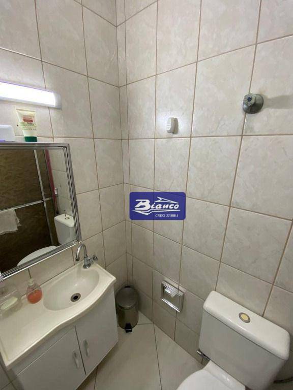 Sobrado à venda e aluguel com 3 quartos, 294m² - Foto 4