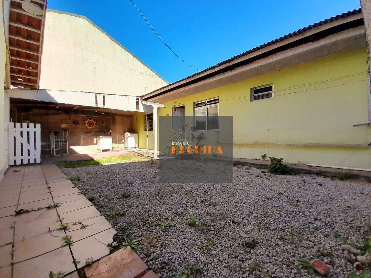 Casa à venda com 4 quartos, 90m² - Foto 18