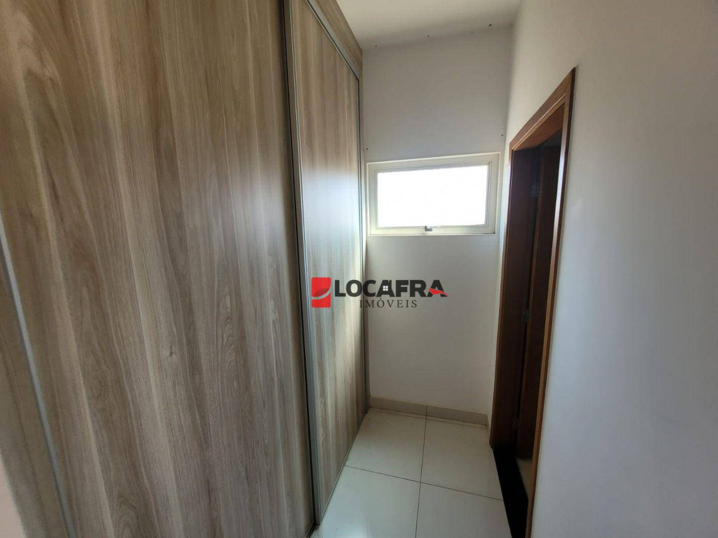 Casa à venda e aluguel com 4 quartos, 460m² - Foto 17