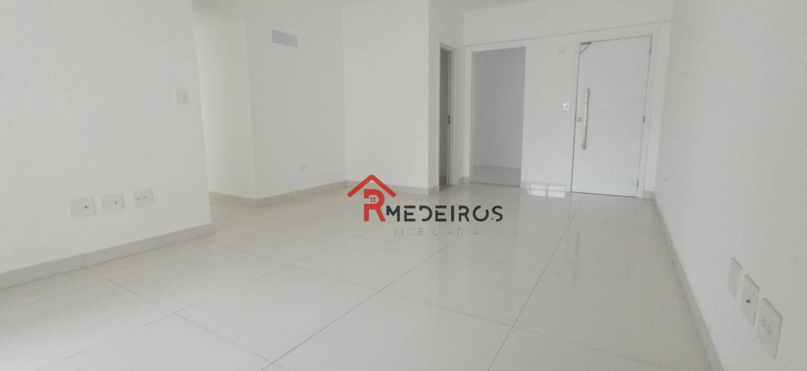 Apartamento à venda com 3 quartos, 134m² - Foto 1