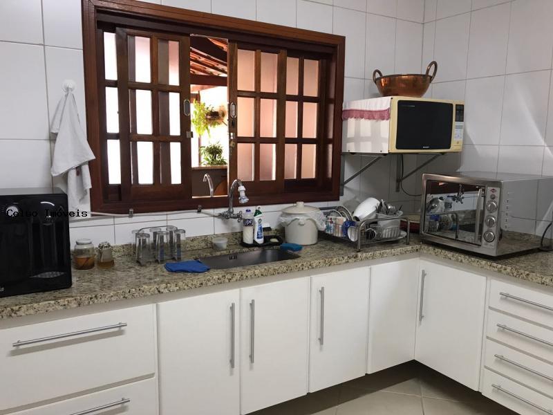 Casa à venda com 2 quartos, 300m² - Foto 18