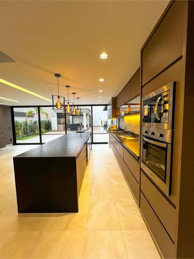 Casa à venda com 3 quartos, 618m² - Foto 7