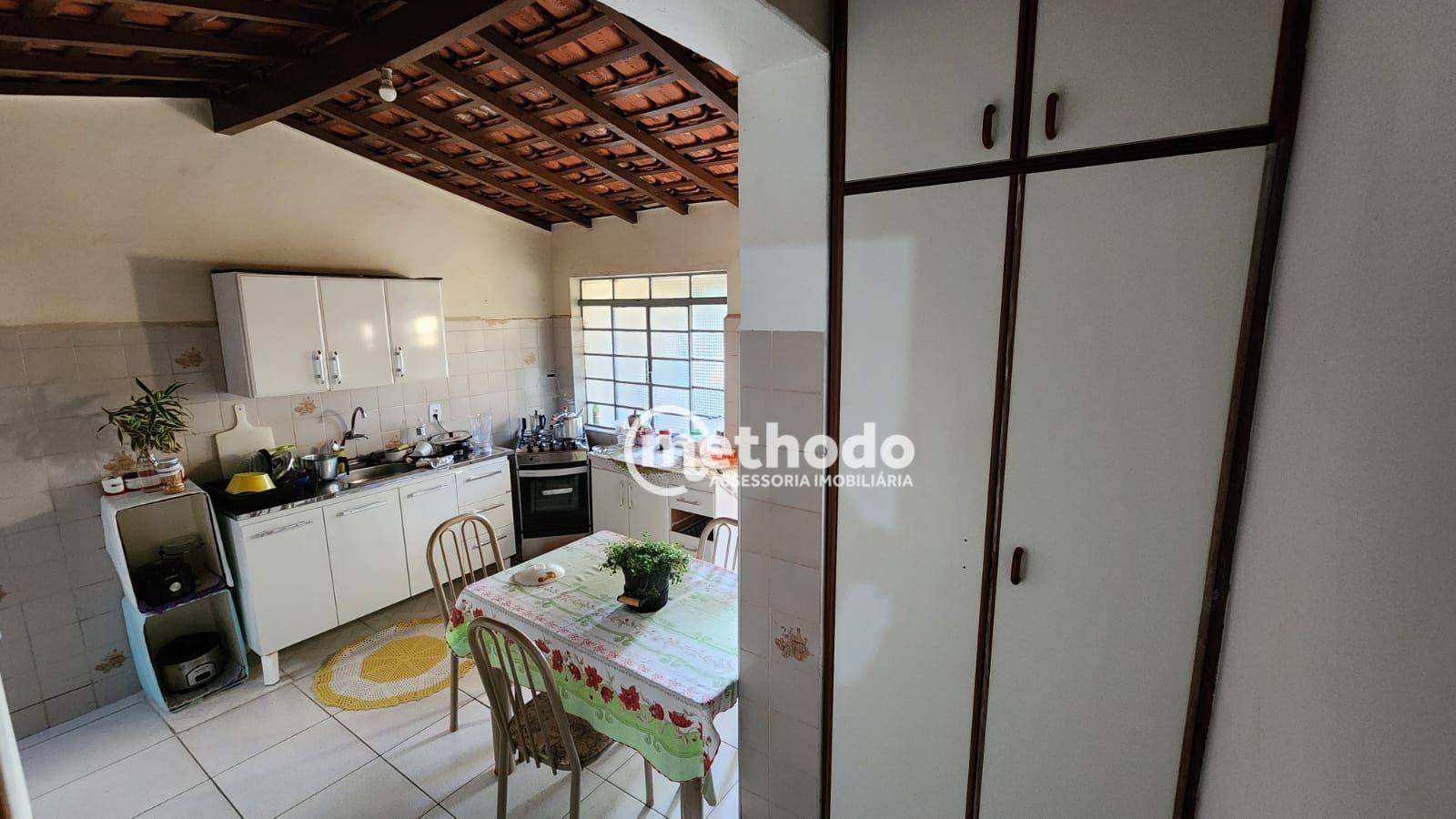 Casa à venda com 3 quartos, 132m² - Foto 11