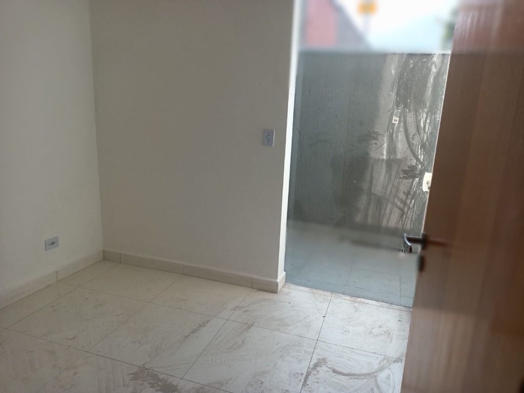 Apartamento à venda com 2 quartos, 32m² - Foto 13