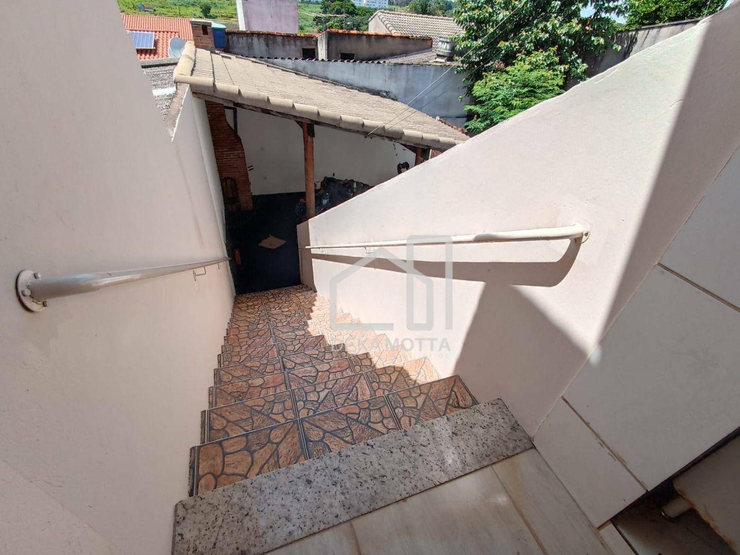 Casa de Condomínio à venda com 5 quartos, 218m² - Foto 8