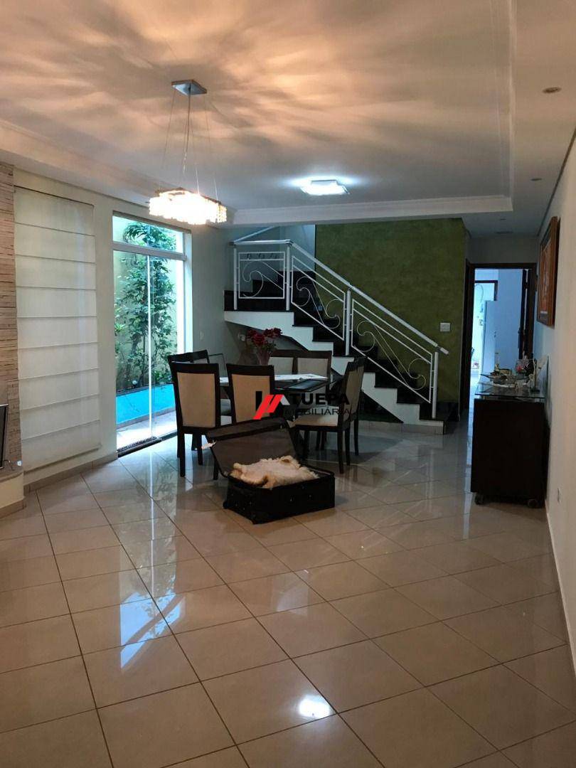 Sobrado à venda com 3 quartos, 200m² - Foto 20