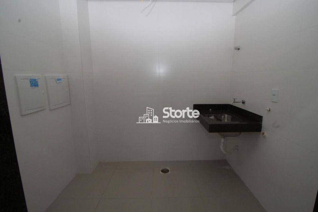 Apartamento à venda com 3 quartos, 116m² - Foto 12