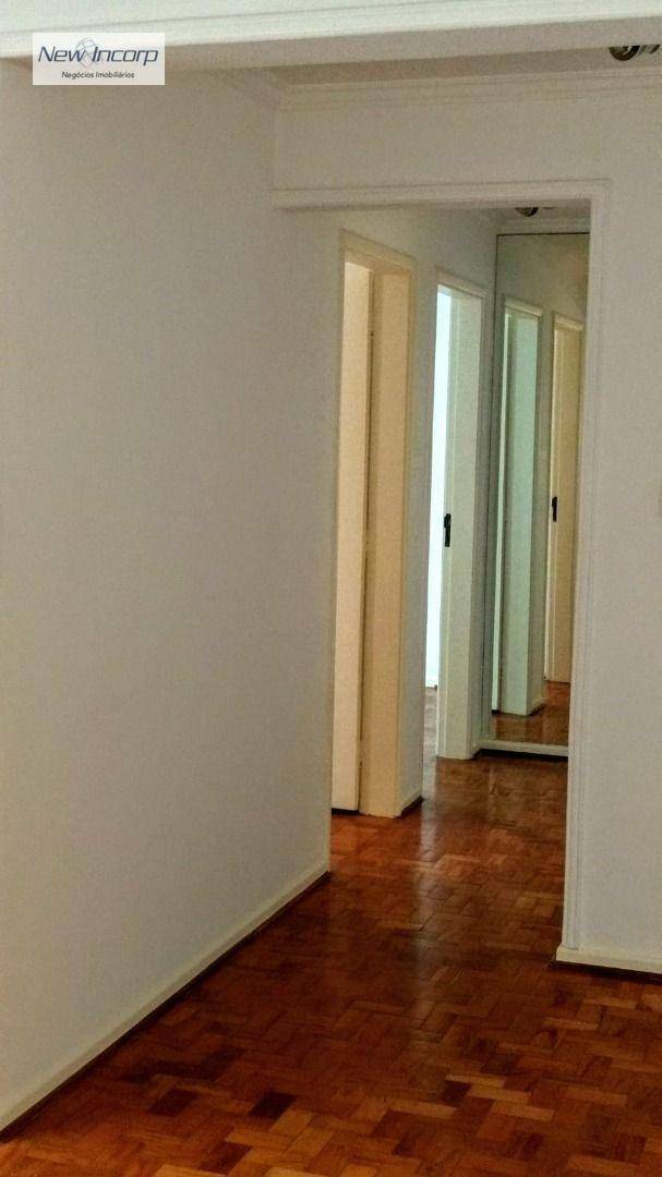 Apartamento para alugar com 3 quartos, 84m² - Foto 13