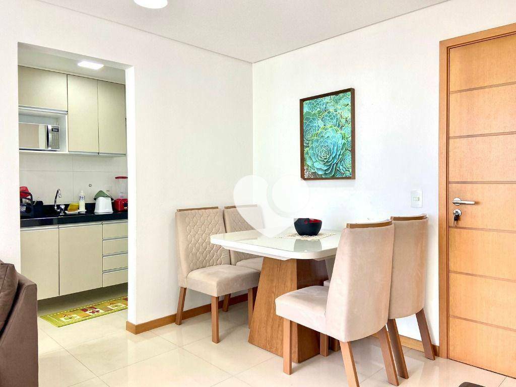 Apartamento à venda com 2 quartos, 69m² - Foto 6